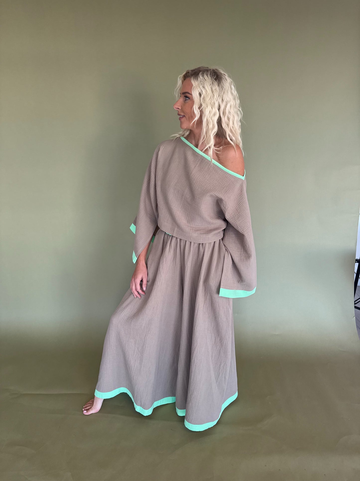 The Muslin Flow Set - Sand Lime