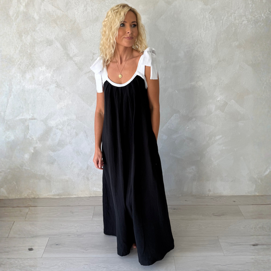 Muslin Travel Dress Black Vanilla